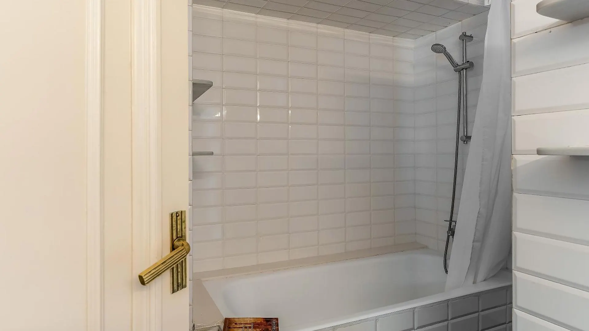 Canela Homes Barcelona Modernista Appartement